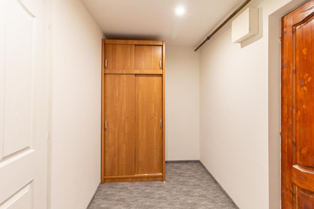 Deli Terasz A Apartman Free Parking, Self-Check-In Anytime Дьёр Экстерьер фото